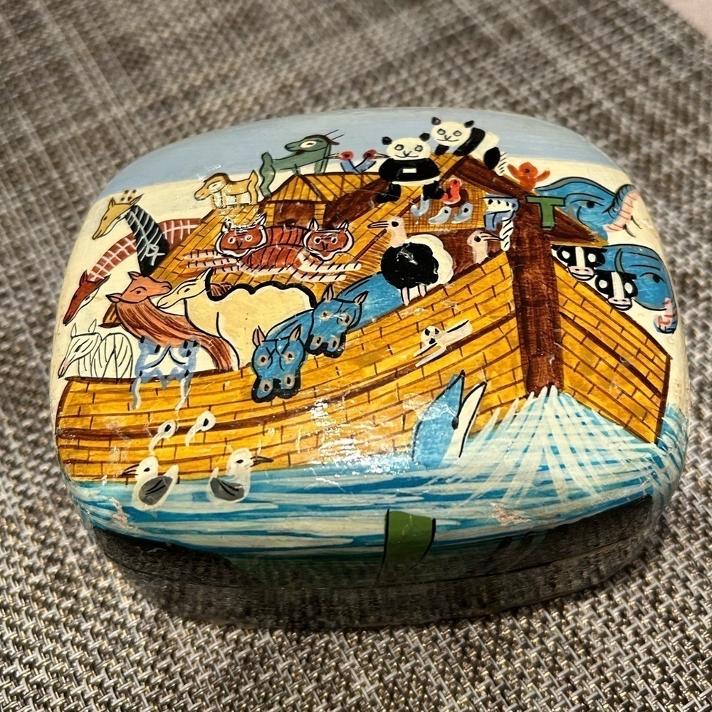 Vintage Hand painted rare Noah’s Ark trinket box